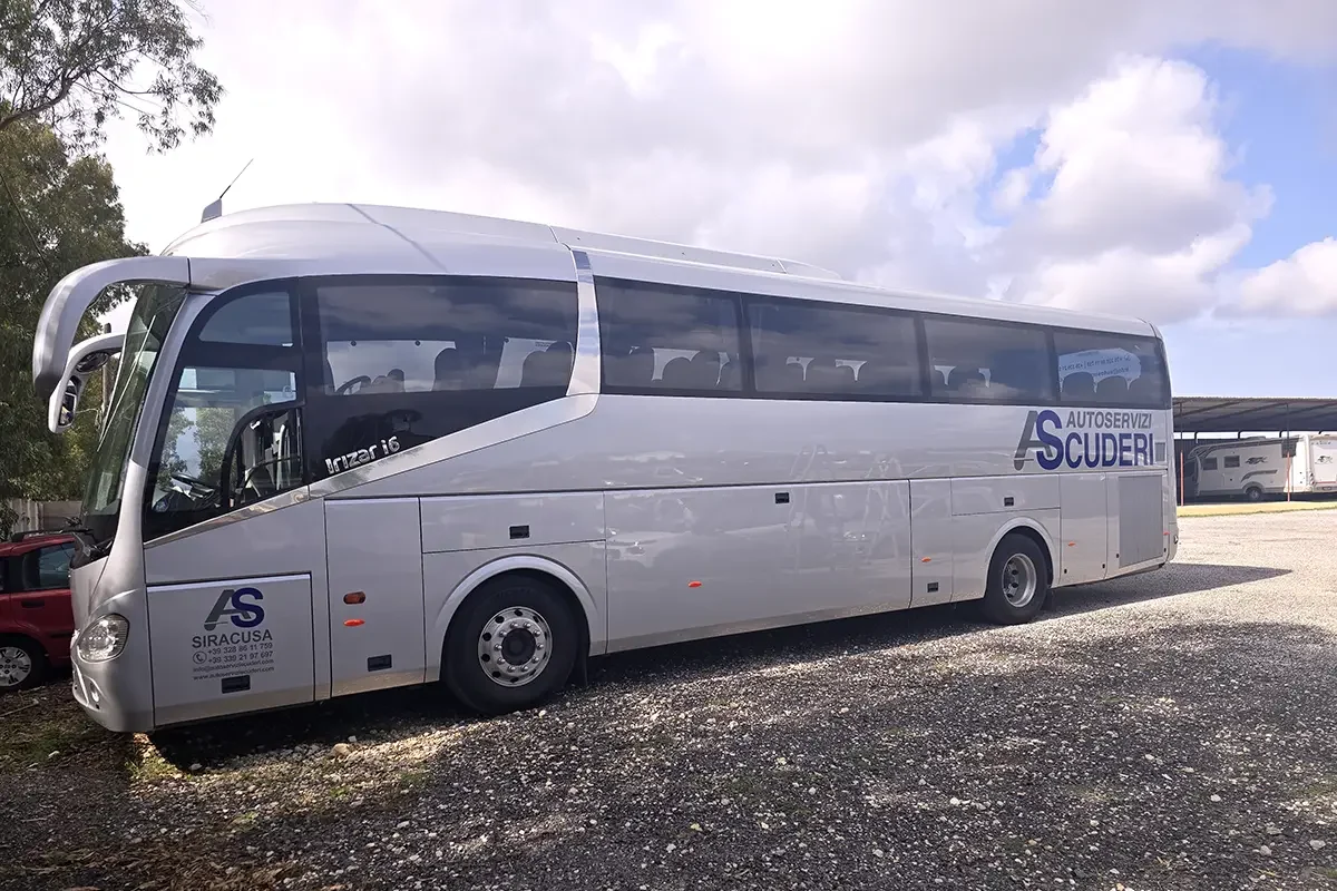 autobus i6 hdh 1